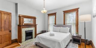 Historic Victorian Charm Meets Modern Living in the Heart of Italian Village / Short North! Gallery 19