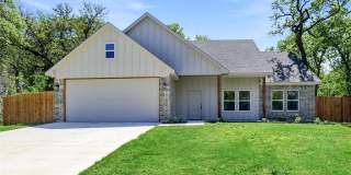 101 Monarch Lane Gallery 1