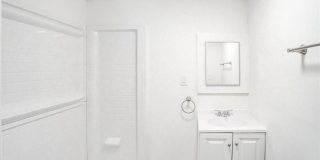 13117 Wilton Avenue Gallery 29