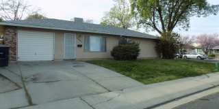 Single story, 3 bed 1.5 bath home. Gallery 1