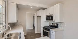 3146 South Bonita Street Gallery 1