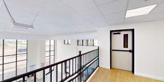 The Velthuis Gallery 25