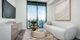 Magnus Brickell Gallery 12