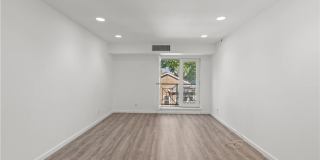 501 N Barry Avenue unit: 2C Gallery 5