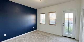 Stunning 2 Bed / 2.5 Bath Condo with 2-Car Garage in North Park Gallery 12