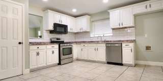 11703 Lorene Ave Gallery 7