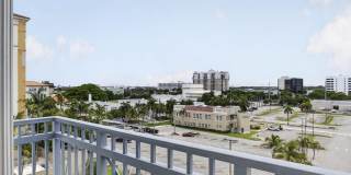 403 S Sapodilla Avenue Gallery 35