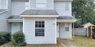 647 Virginia Oak Ct. MOVE-IN SPECIAL: HALF OFF YOUR FIRST FULL MONTH’S RENT! Gallery 1