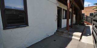Charming Bluff Heights 1 bed room Gallery 17