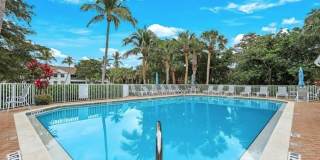 ** BONITA BAY ** BEAUTIFUL 2 PLUS A DEN FURNISHED HOME ** SEASONAL OR 6 MONTH AND 1 DAY TO 12 MONTHS LEASE STARTING APRIL 1, 2026  ** BEAUTIFUL BONITA BAY AT BAY POINTE ** Gallery 4