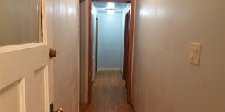 932 Emerald Street Gallery 15