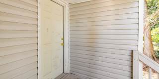 659 Wilson Street Gallery 16