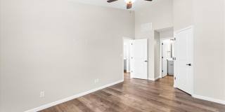 704 Harbor Woods Drive Gallery 16
