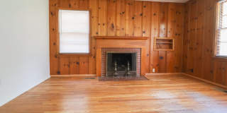 Stunning 3 Bed 1.5 Bath on quiet Cul De Sac! Gallery 9