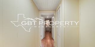 Fully Renovated 4 bedrooms 2 bathrooms! Gallery 14