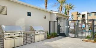 Coming Soon! Modern 2 Bed, 2 Bath Condo in Prime Ontario Location. Gallery 29