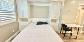 Fully Furnished Studio Near Nugget Gallery 8