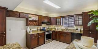 650 VERA Court Gallery 12