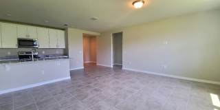 4-Bedroom, 2.-Bathroom in Winter Haven Gallery 11