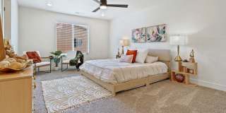 VALO at Desert Haven Gallery 11