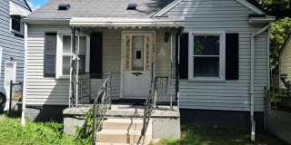 3071 Fort Park Blvd Gallery 1