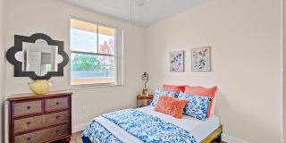 2080 Greenview Shores Boulevard Gallery 8