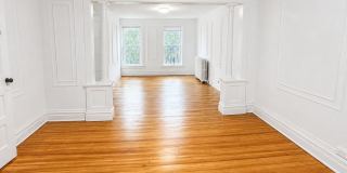 707-709 Warren Street Gallery 1