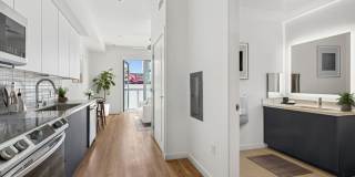 Evani 3223 Wilshire Gallery 24