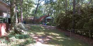 3206-3210 Gallery 37