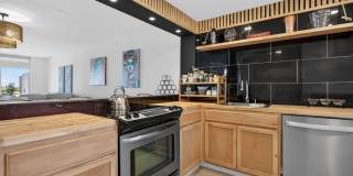 3960 Oaks Clubhouse Drive Gallery 1