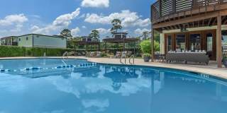 Montabella at Oak Forest Apartments Gallery 4