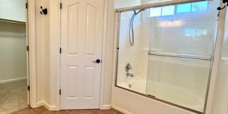 3 Bedroom House in D'Andrea Gallery 17