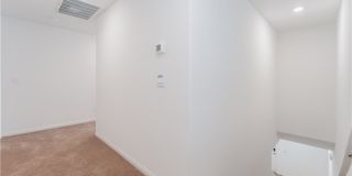 6217 Seastrand Street Gallery 16