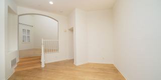 30 Burlingame Gallery 7