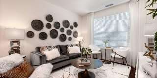 The Edgewater on Lake Fairview Gallery 8