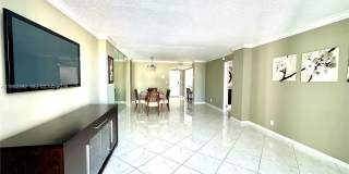 1904 S Ocean Dr Gallery 23