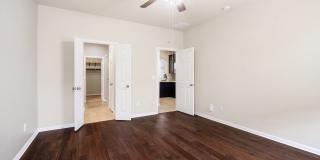 Charming 3 Bedroom, 2.5 Bath Townhouse in Cedar Park Town Center! Gallery 11