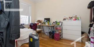 Sunny 4-bed, 2-bath in Allston Near the T-  Huge Bedrooms! Gallery 6