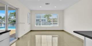 16453 NE 33rd Ave Gallery 19