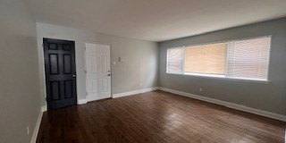 2254 W Garfield Boulevard Gallery 4