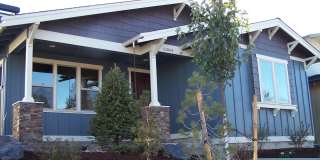 Charming 3 Bed/2 Bath Single Level Craftsman - SE Bend Gallery 1