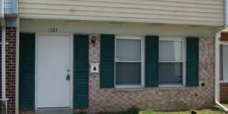 Charming 3 Bedroom/1.5 Bathroom Townhome in Edgewood, MD! Gallery 1