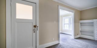 223 Virgil Avenue Gallery 10