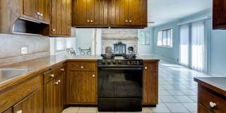 3 bedroom, 2 bath Ranch -AVAILABLE AUGUST Gallery 17