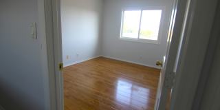 525 S Belmont St Gallery 16