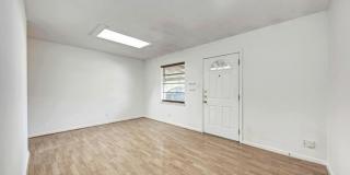 1805 Mohle - A Gallery 5