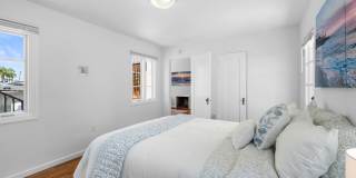 Charming 2 Bed 1 bath "fully furnished monthly rental" in La Jolla Village. Gallery 27