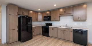 Snelling Yards Apartments - Affordable Housing Gallery 6