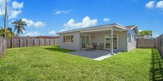 11371 NW 40th Place Gallery 26