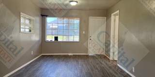 Charming 2 Bedroom Charming 2 Bedroom Gallery 4